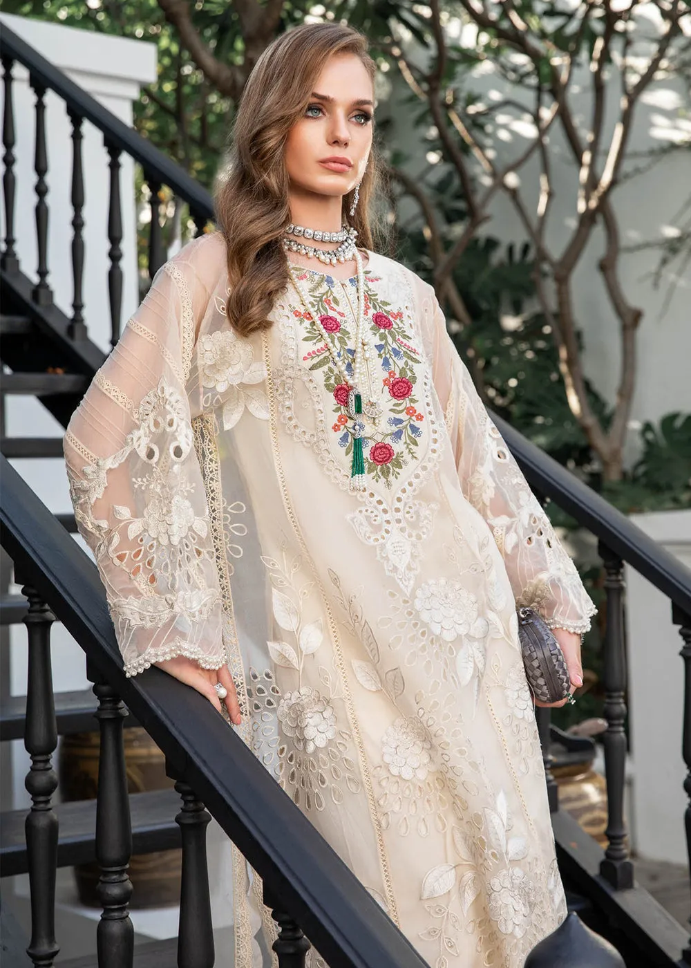 Pretty Cream Floral Suit - Maria B Lawn Eid Collection 2023 - EL-23-01