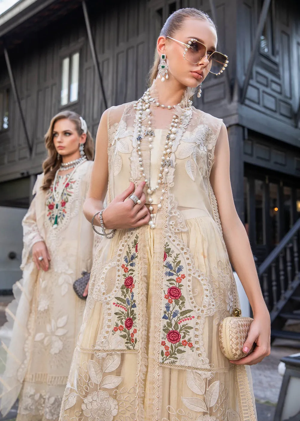 Pretty Cream Floral Suit - Maria B Lawn Eid Collection 2023 - EL-23-01