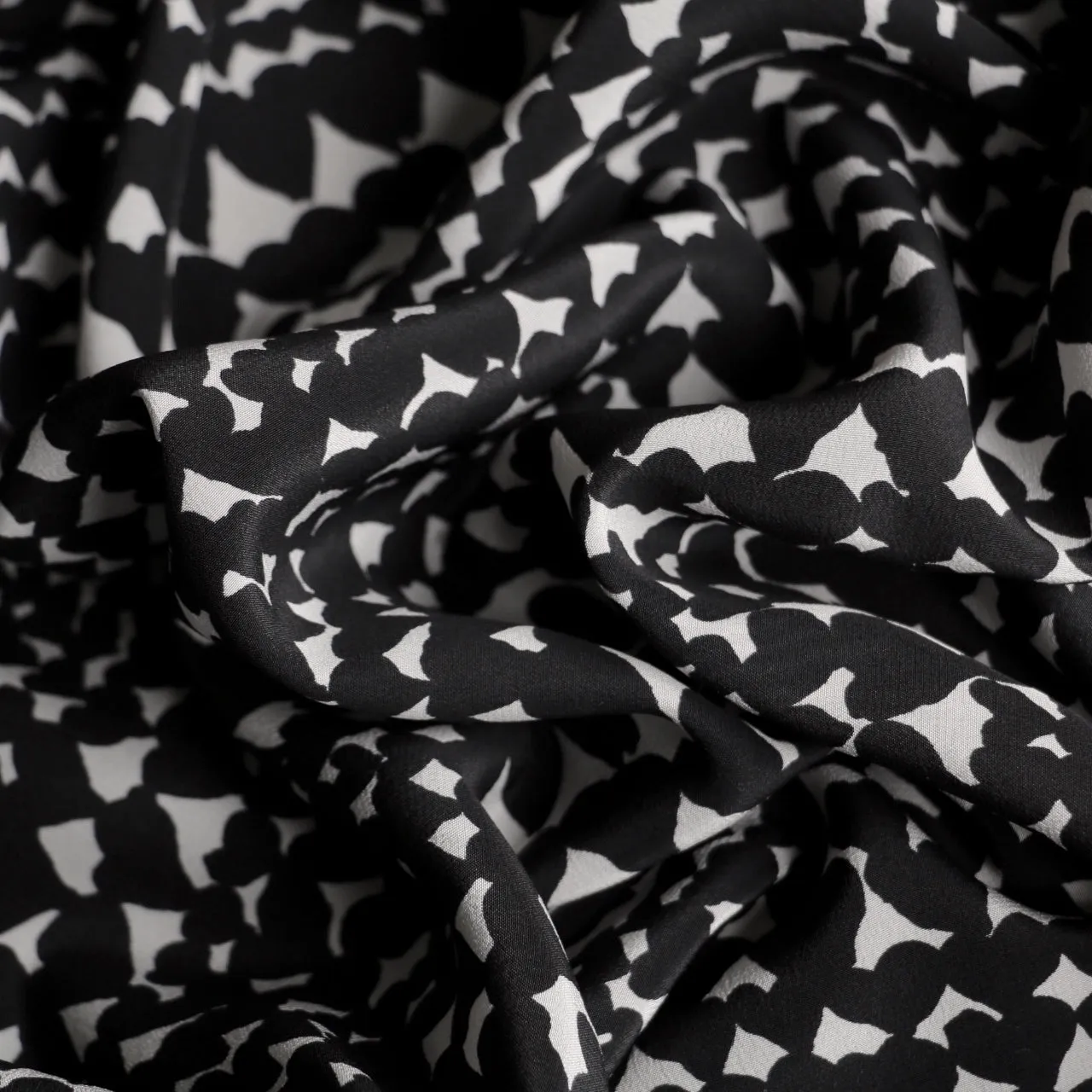 When You're In Love Black